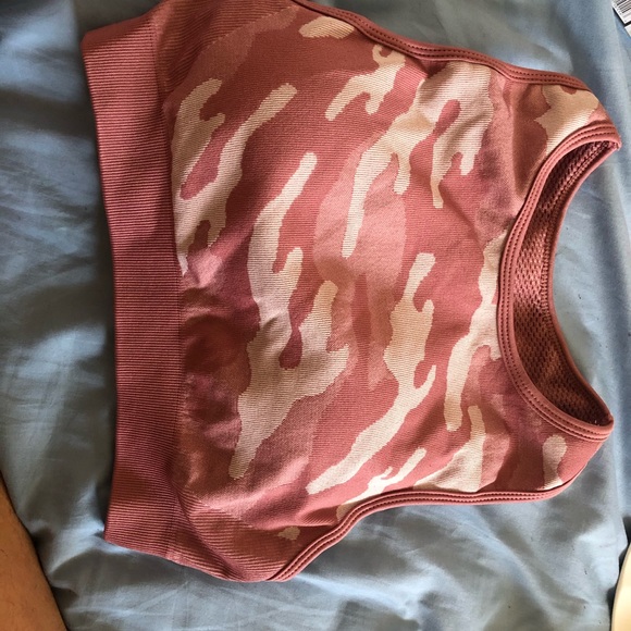 🌸 high neck sports bra 🌸 - Picture 3 of 3